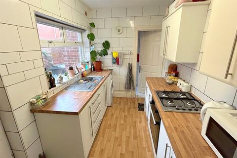 2 bedroom apartment for sale, Elsdon Terrace, North Shields, NE29