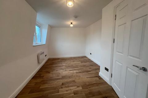 2 bedroom flat to rent - Mare Street, Hackney - E8 East London