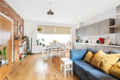 140 Upper Tulse Hill, London, SW2 2RR