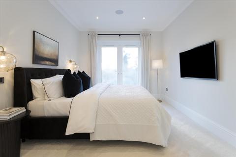 2 bedroom flat for sale - Langdon Grange, Holtwood Road, Oxshott, KT22