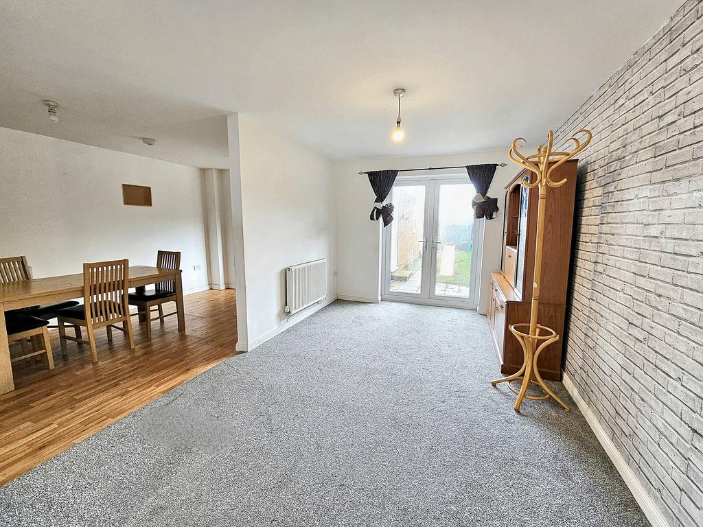 High Street, Easington Lane DH5 3 bed terraced house to rent £850 pcm
