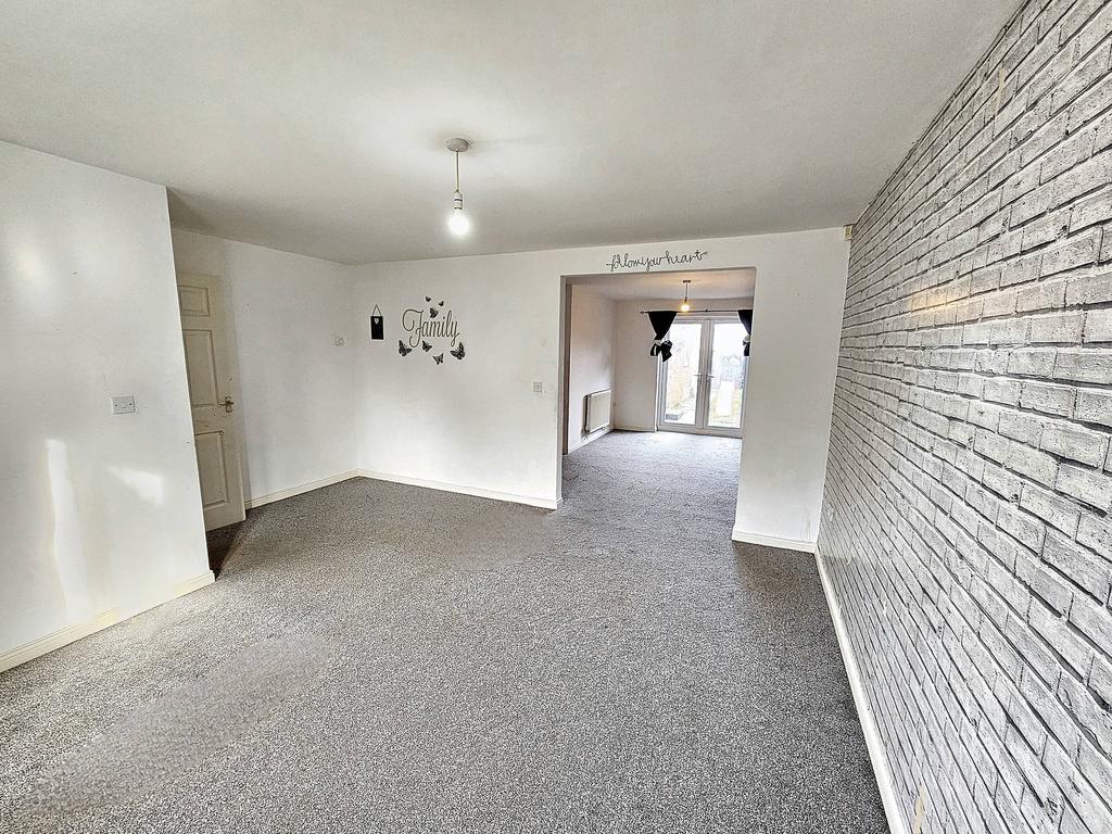 High Street, Easington Lane DH5 3 bed terraced house to rent £850 pcm