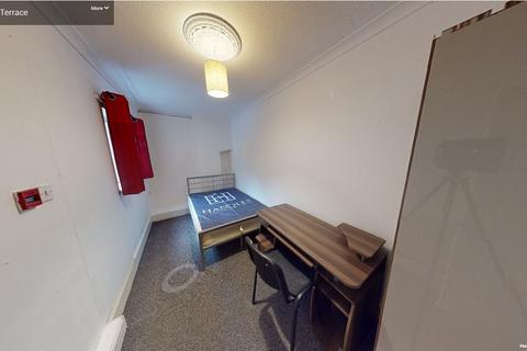 4 bedroom flat to rent, 23 Leam Terrace, Leamington Spa, Warwickshire, CV31