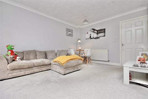 19 Holly Blue Close, Pinewood, Ipswich, IP8 3TD