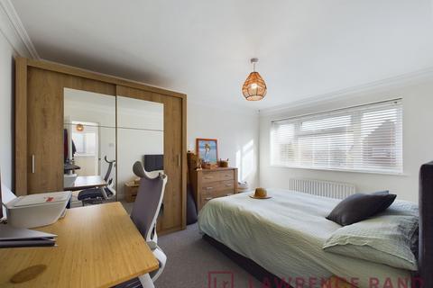 2 bedroom maisonette for sale, Beech Avenue, Ruislip, HA4