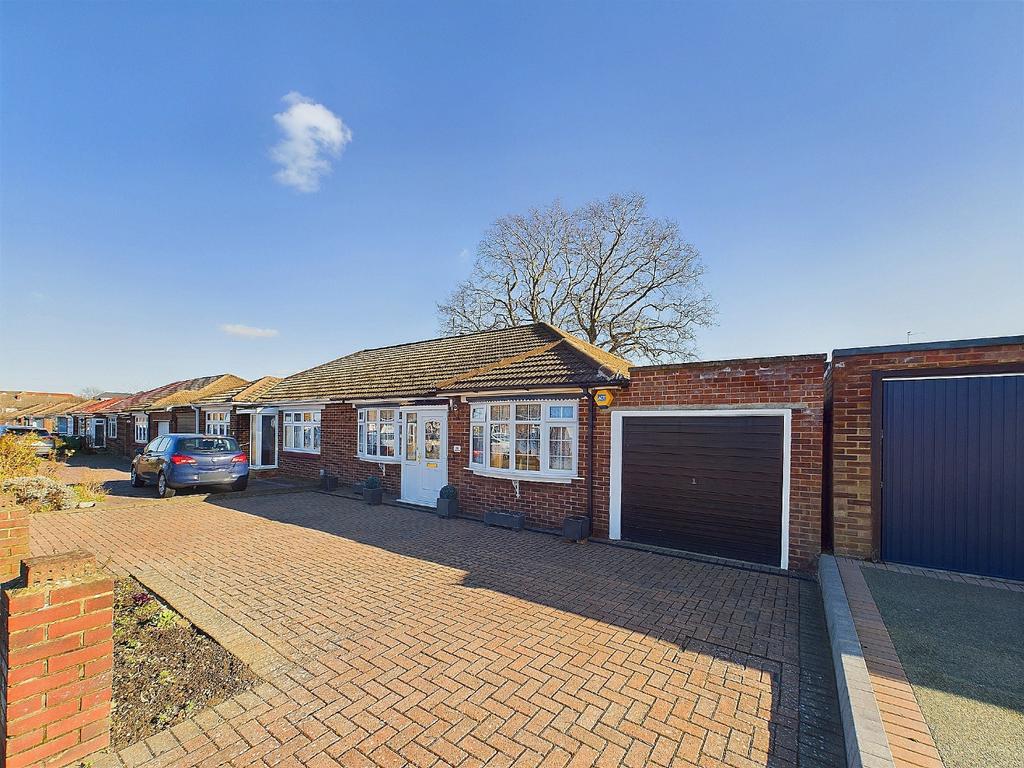 Cambria Close, Sidcup DA15 2 bed bungalow for sale £550,000