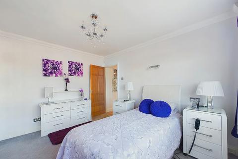 10 Cambria Close, Sidcup, DA15 8BW