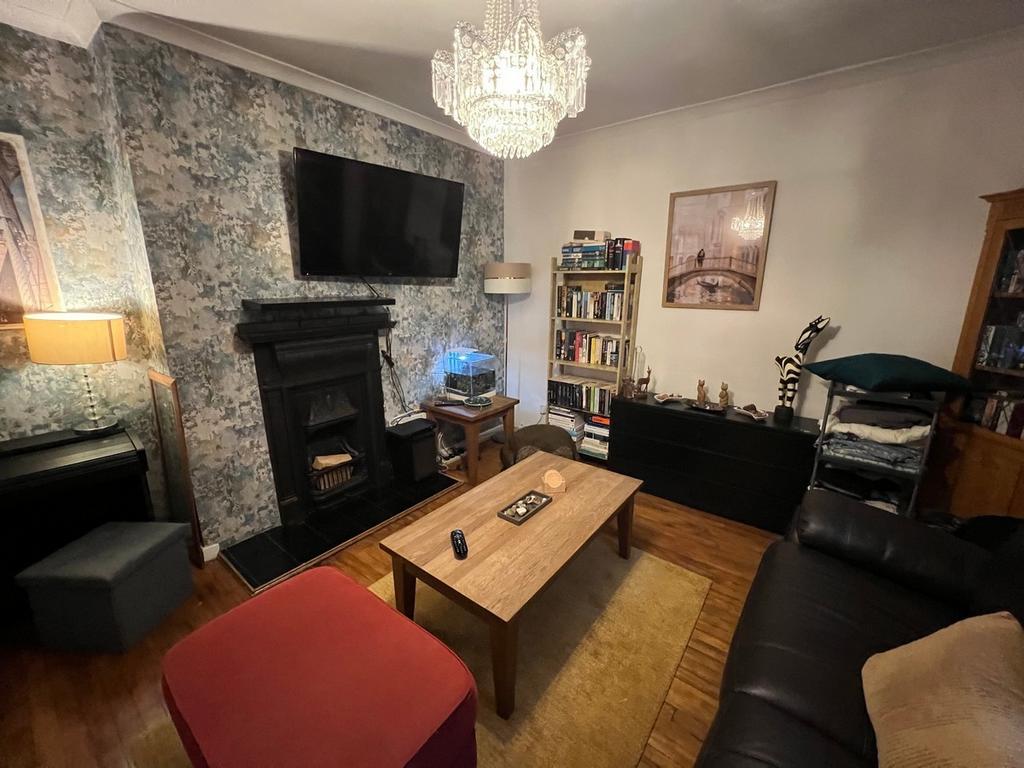 Sycamore Drive Tonypandy Tonypandy 4 bed semidetached bungalow for