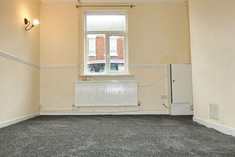 3 bedroom terraced house to rent, Sturgess Street, Stoke, Stoke-on-Trent, ST4 7QH