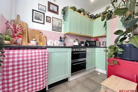 1 bedroom apartment for sale, Pittville Circus Road, Cheltenham GL52