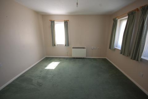 2 bedroom ground floor flat to rent, Kenworthy Road, Braintree CM7