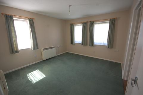 2 bedroom ground floor flat to rent, Kenworthy Road, Braintree CM7