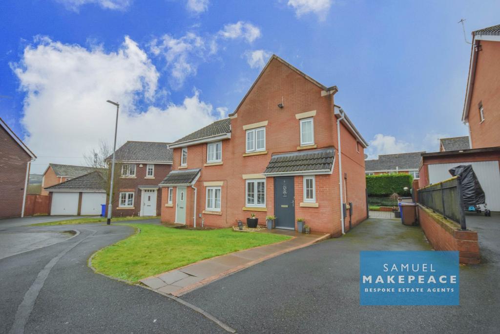 Milton, Staffordshire ST6 3 bed semidetached house £180,000