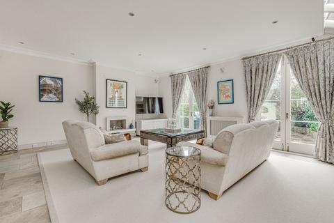 4 bedroom end of terrace house for sale, Hestercombe Avenue, Fulham, London