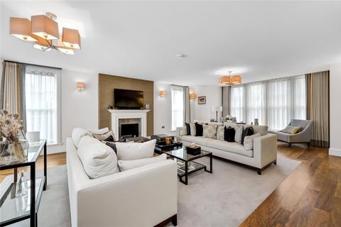 5 bedroom detached house for sale, Cobbetts Hill, Weybridge, Surrey, KT13