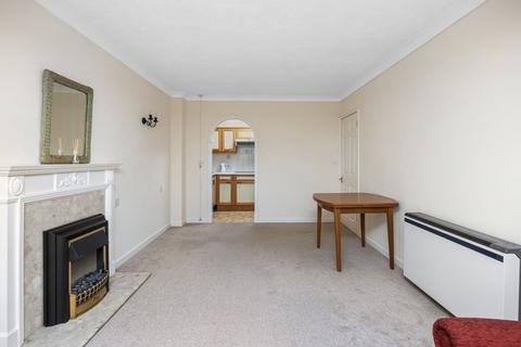 1 bedroom flat for sale, Roslan Court Rosemary Lane, Horley RH6