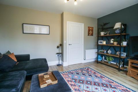 3 Bletchley Way, Horsforth, Leeds, LS18 4FZ