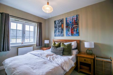 3 Bletchley Way, Horsforth, Leeds, LS18 4FZ