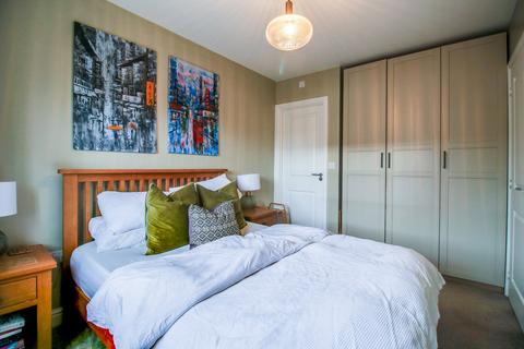 3 Bletchley Way, Horsforth, Leeds, LS18 4FZ