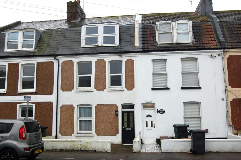Ashford Road, Eastbourne BN21 5 bed townhouse £1,500 pcm (£346 pw)