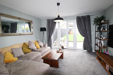 40 Gower Way, Rawmarsh, Rotherham, S62 7AD