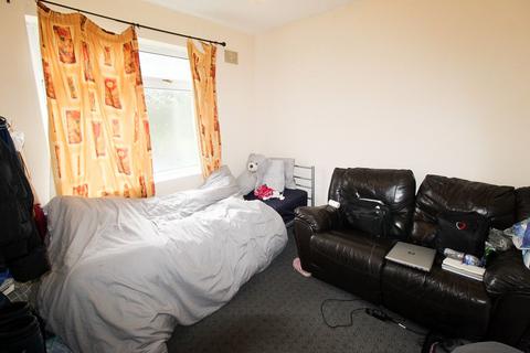 191 Bawtry Road, Sheffield, S9 1UZ