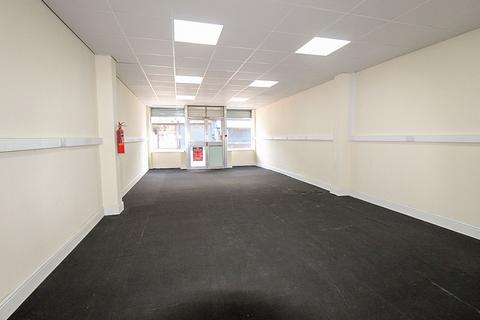 114 Broad Street, Parkgate, Rotherham, S62 6EN