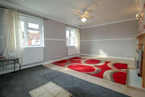 2 bedroom apartment for sale, March Flatts Road, Thrybergh, Rotherham