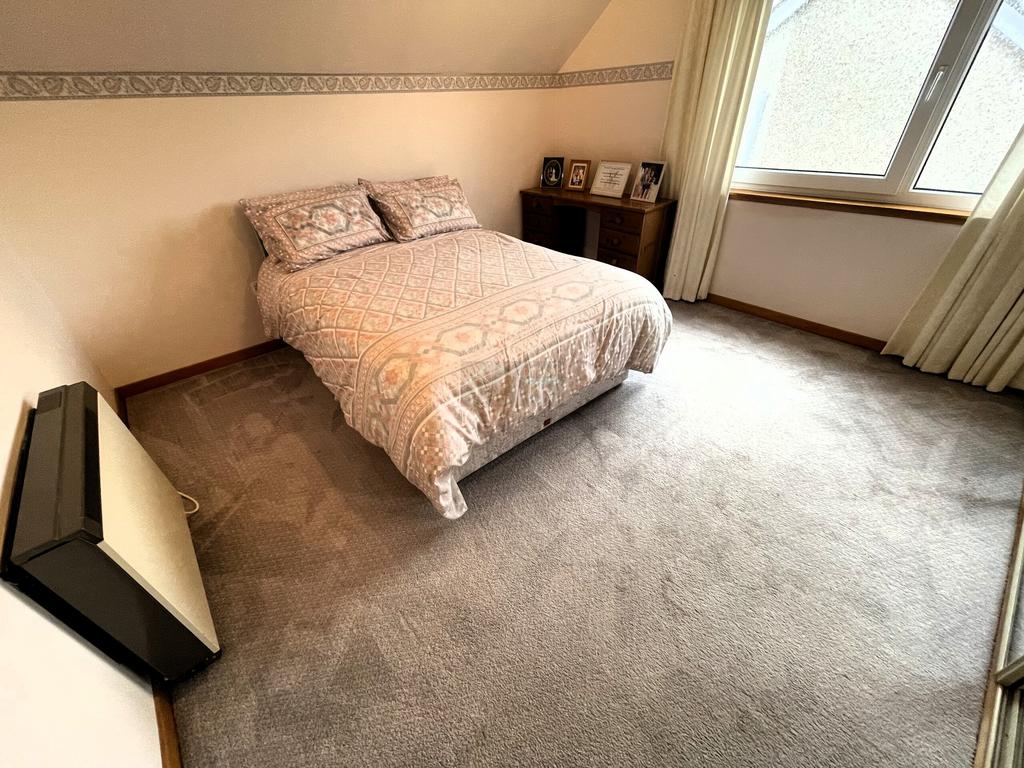 Bedroom 4a.JPG