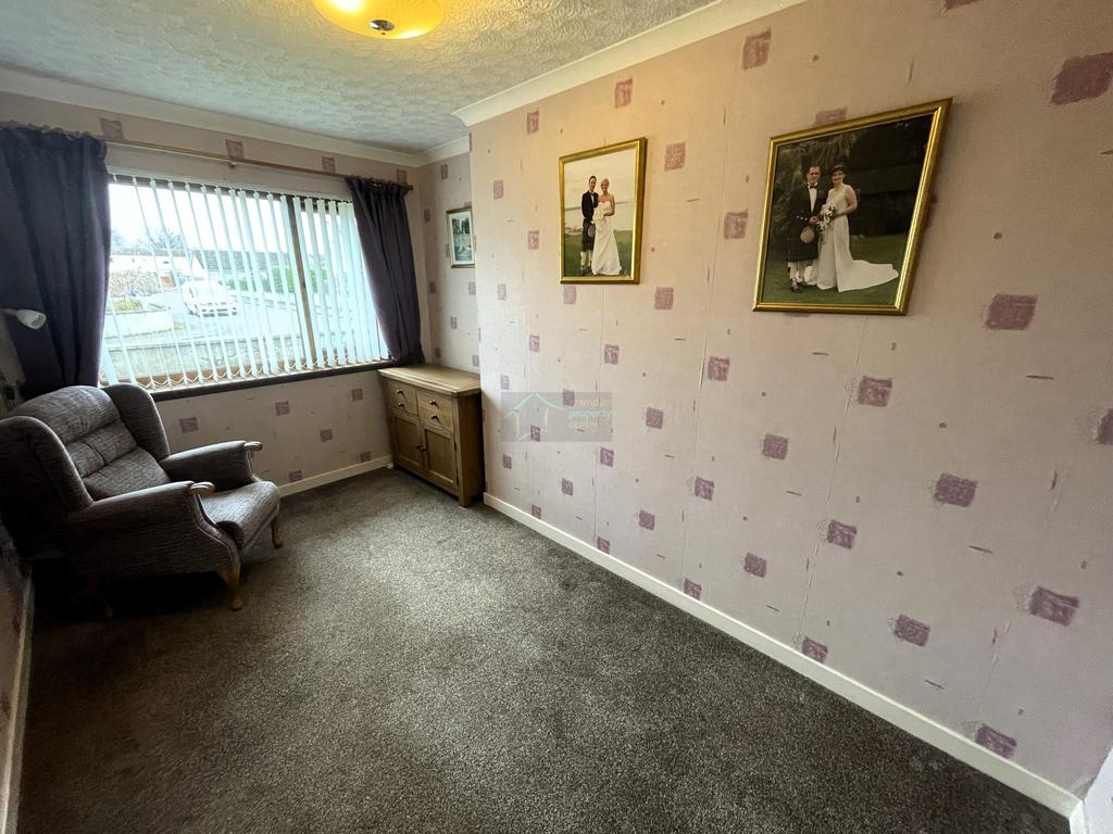 Dining Room a.JPG
