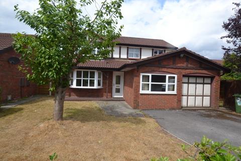 4 bedroom detached house to rent, Montrose Close, Macclesfield SK10