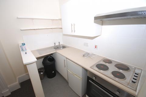 1 bedroom flat to rent, 2 Albany Terrace, Leamington Spa, Warwickshire, CV32