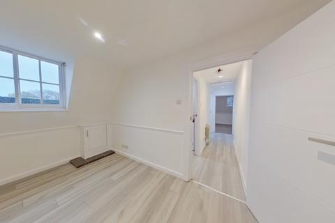 undefined, 28 High Street, Hertfordshire WD4