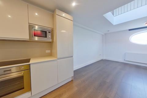 1 bedroom flat to rent, High Street, Watford WD17