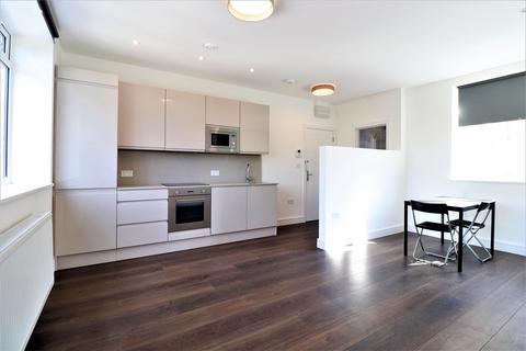 undefined, High Street, Watford WD17