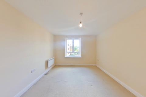 2 bedroom flat to rent, Ovaltine Court, Ovaltine Drive, Kings Langley WD4