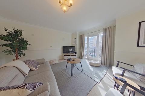 2 bedroom apartment to rent, Dickinson Quay, Hemel Hempstead HP3