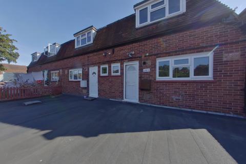 undefined, High Street, Kings Langley WD4