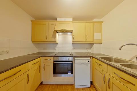 undefined, Ovaltine Court, Ovaltine Drive, Kings Langley WD4