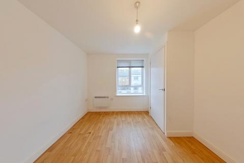 undefined, Ovaltine Court, Ovaltine Drive, Kings Langley WD4