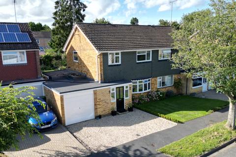 4 Rymill Close, Bovingdon, Hemel Hempstead, HP3 0JA