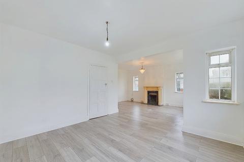 5 bedroom detached house to rent - Sidewood Road, London SE9