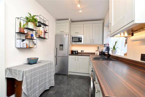 18 Aston Grove, Leeds, LS13 2DJ
