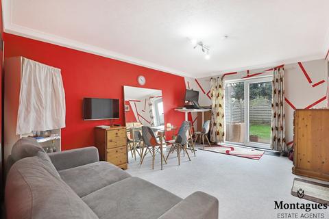 28 Weald Hall Lane, Thornwood, Epping, CM16 6NB