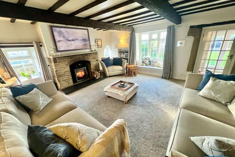 Carr Head House, 18 Carr Head Road, Howbrook, Sheffield, S35 7HG