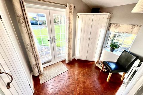 Carr Head House, 18 Carr Head Road, Howbrook, Sheffield, S35 7HG