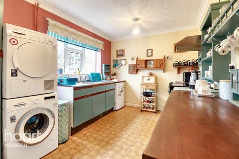 45 Back Road, Gorefield, Wisbech, PE13 4PE
