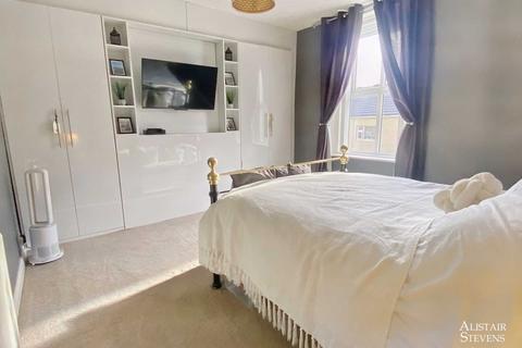 31 Bardsley Street, Oldham, OL4 2JE