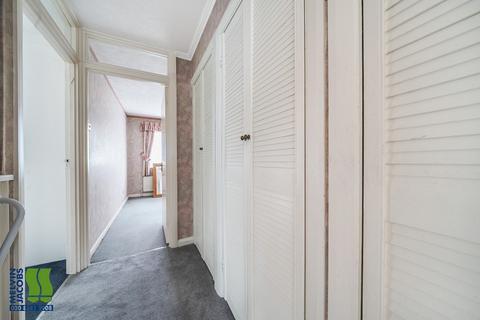 5 Torbridge Close, Edgware, HA8 6NF