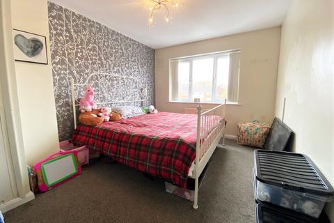 148 Hilton Road, Lanesfield, Wolverhampton, WV4 6BY